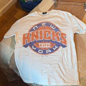 New York Knicks Kitch Graphic T-Shirt